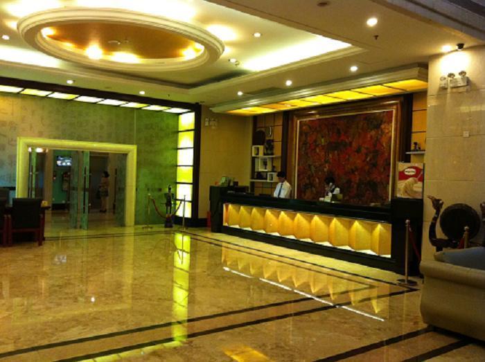 Starway Hotel Silver Zhuhai Exterior foto